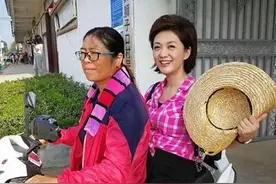 海霞为何如此甜蜜图片