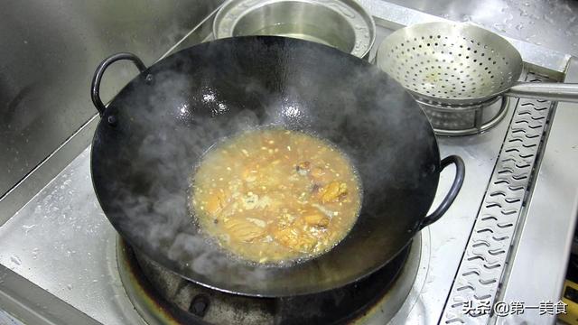 厨师长教你在家做鸡翅，步骤比例全在这，简单健康比卖的还好吃
