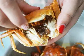 一家3口被螃蟹放倒，差点没命！10月吃蟹，劝你千万别犯这个错图片