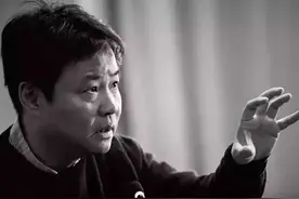 余华：曾在太平间睡觉的经历，成就了他充满戾气的文笔图片