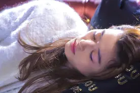 来自星星的你 全智贤 千颂伊图片