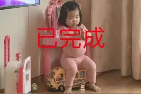 表情包：终于到了在家躺着就能为社会做贡献的时候了图片