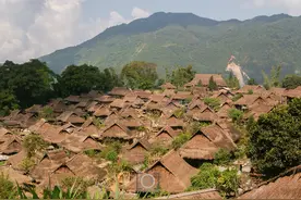 中国最后的原始部落，翁丁佤寨火灾前的影像，犹如世外桃源图片
