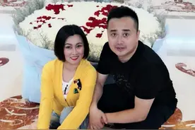 赵海燕：首个与赵本山搭档的徒弟，嫁给“小一辈”，人生赢家图片