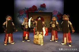扬正气颂廉明，今天19:30，传统京剧《秦香莲》云上见！图片