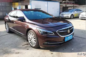 别克车主一言难尽，旗舰君越才开两年就跌价13万，买二手真香图片