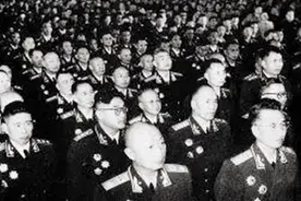 开国元帅与大将、上将、中将、少将分别享受怎样的待遇？图片