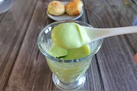 牛油果营养价值很高，很多人却不知道怎么吃，教你简单吃法太过瘾图片