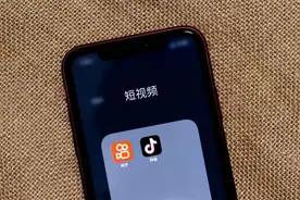 网民人均每天刷短视频1.5个小时！在互联网娱乐，算浪费时间吗？图片