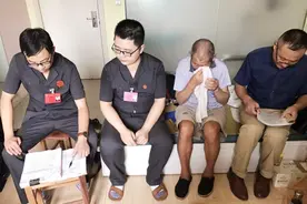 那些晚年受子女“待见”的老人，往往有这几种特质，幸福指数最高图片