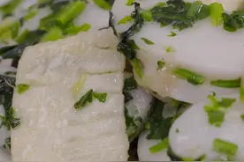 年糕炒笋片的好吃做法，烹饪简单，营养美味，老少皆宜的美食图片