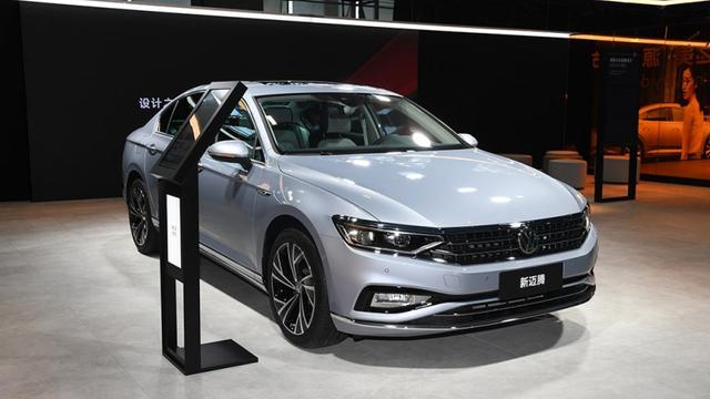 最低落地约15万元,大众迈腾购车价格调查