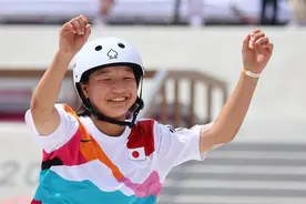 奥运51年来最年轻金牌！日本13岁少女滑板夺冠，中国小将喜获第6图片