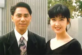 黄凯芹与周慧敏罕同框，被曝暗恋女方多年，至今未婚却有2个儿子图片