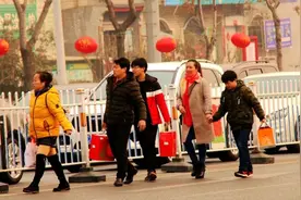 维持感情也好，“走流程”也罢，为什么老外不像国人热衷于走亲戚图片