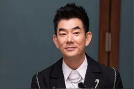时光音乐会：任贤齐感谢小虫，郁可唯感谢张亚东，张杰感谢娜娜图片