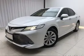 买一辆裸车价20万的车，全款买和贷款买哪个更合适，差价能有多少图片
