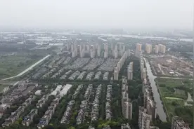 上海市闵行区一个镇，地处黄浦江东岸，拥有两个4A级景区图片
