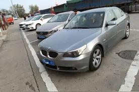 女子长途驾车颈椎病发 头晕头痛就地停车高速交警巡查发现及时救援消除隐患图片