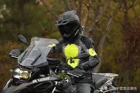 高端骑行服的象征，欧洲警局都认定的骑行服制作商，你知道吗？图片