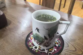 五十年代粉彩马克杯图片