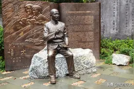 开学后，教师应该提前做好学生常规教育的安排，重点抓3个方面图片
