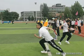 "青春似火 奋力拼搏"——记榆次一中2021运动会图片