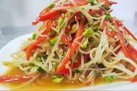 夏季清爽凉拌小菜，成本不到5块钱金针菇拌豆芽营养好吃又减肥图片