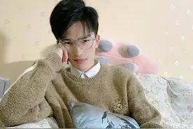 难言自爆游戏直播收入，当他说出这个金额，许多网友都不肯相信！图片