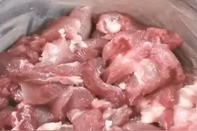 水汆肉丸的秘诀你知道吗，其实特别简单，在家就能做图片