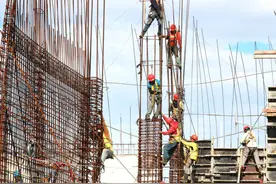 房企欠债12万亿，银行借贷32万亿，中国楼市的钱都被谁赚了？图片