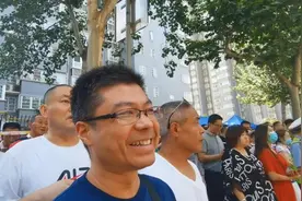 高考估分710，父亲高调宣布“9月清华见”，网友的回复却耐人寻味图片