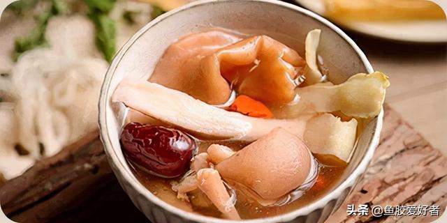 花胶炖高丽参乌鸡 花胶炖高丽参乌鸡汤的做法