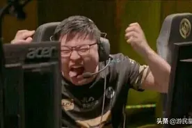 LOL：Uzi青蛙双排完成八连跪，大嘴脚本级走位一喷五成功翻身图片