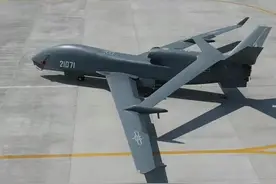 我军无侦7战略无人侦察机投入实战化训练，空军现代化跨越一大步图片