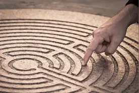 人们迷路了吗？起源于希腊神话的“迷宫”中隐藏的秘密图片