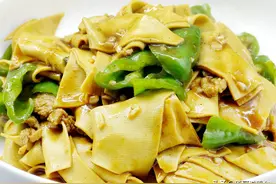 做尖椒干豆腐，很多人忽略这2点，难怪不鲜香软嫩，干豆腐不入味图片