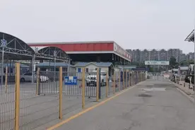 疫情下的全国最大二手车市场：成交量暴跌，约两成商户出局图片