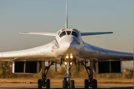 苏联“白天鹅”：图160轰炸机，无隐身功能却让美国睡不着觉？图片