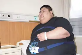 网红“山东第一胖”王浩楠官宣结婚，从688斤到正常身材，不容易图片