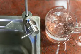 有废水的净水器值不值得安装？不了解净水的真相，会傻傻地被欺骗图片