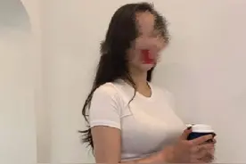 新婚妻子婚后每周出差，老公起疑后跟踪，发现妻子在老板家出差图片