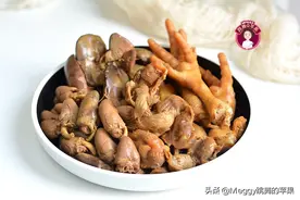 卤一锅“下水”真解馋，用10斤鸡翅也不换，从小到大就好这一口图片
