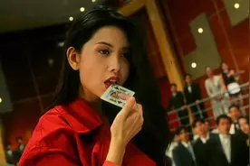 没想到，直男们的梦中女神居然是51岁的邱淑贞？图片