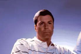 电影里啤酒瓶敲头是怎么拍的？原来这么考验演员演技图片