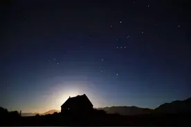 烟雨夜读 | 竖子成名何足论图片