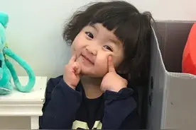 表情包：就喜欢你看不惯我，又干不掉我的样子图片