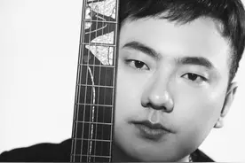 当红唱作人海来阿木成立飞鸟与木乐队，重推乐队形式演出图片