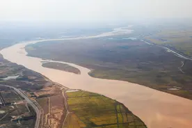 黄河下游干旱缺水，如今河南发生暴雨，洪水能用来抗旱吗？图片
