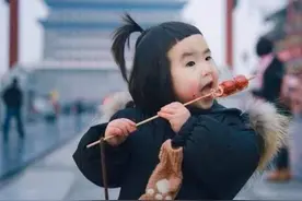 治愈无数人厌食症的“吃播鼻祖”小蛮，变成胖子了没？网友：吃货图片
